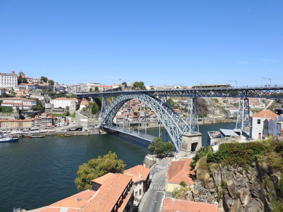 Oporto Delight 1 Luxury Apartment In Historic Center With Balcony Max 4 P Dış mekan fotoğraf