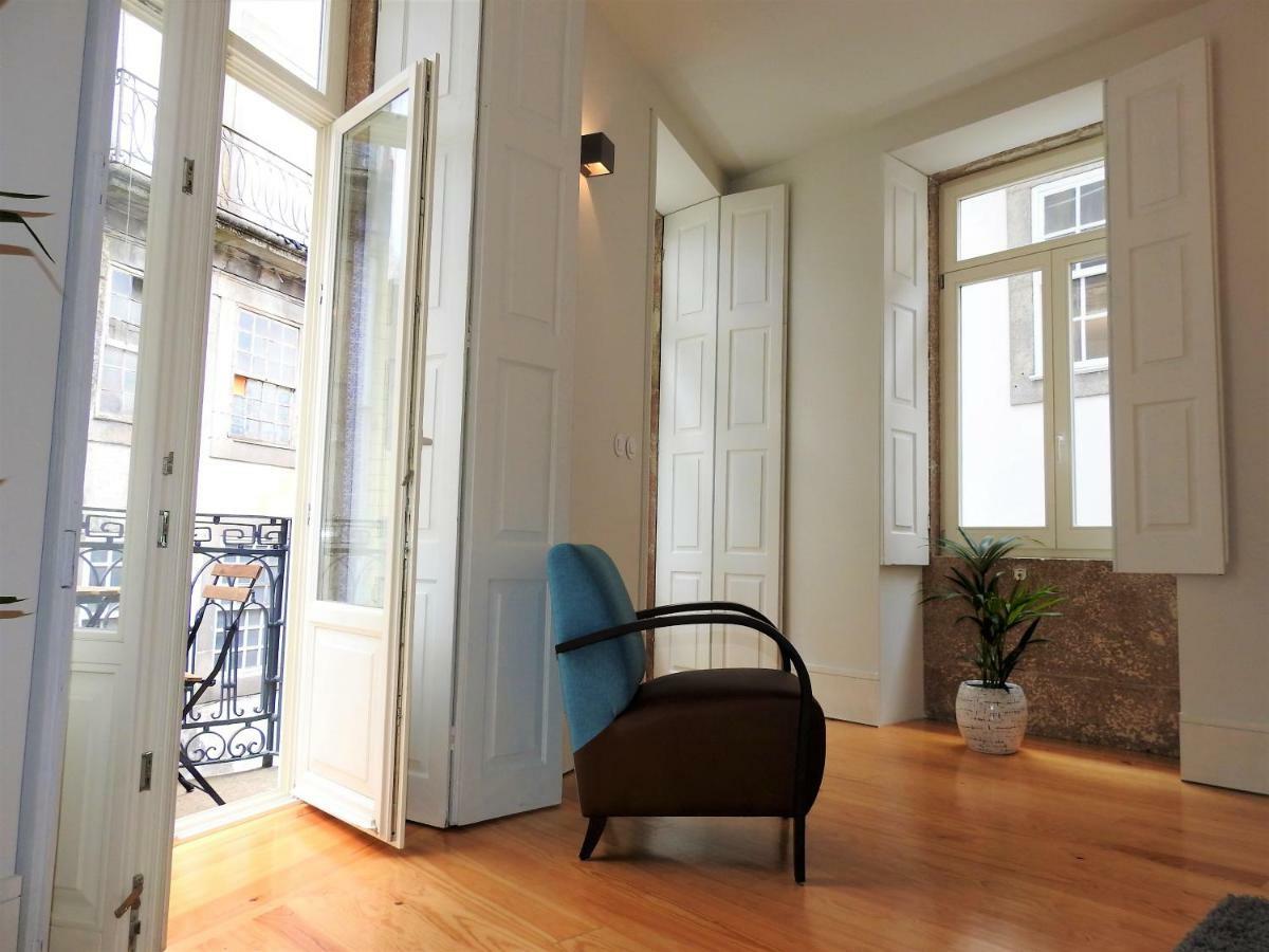 Oporto Delight 1 Luxury Apartment In Historic Center With Balcony Max 4 P Dış mekan fotoğraf